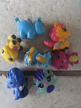 Lot Of 7 Spin Master Hatchimals